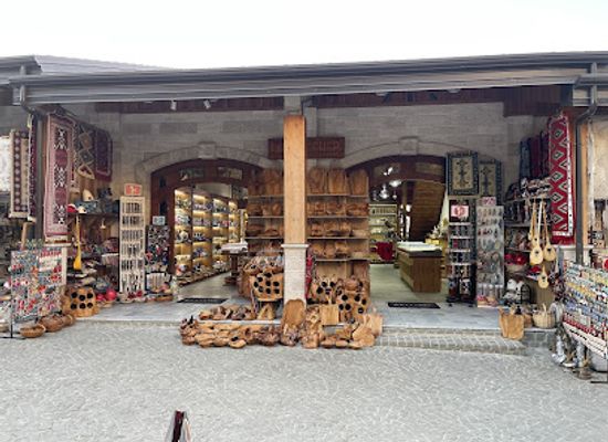 albania/kruje/shop/the-unique-shop