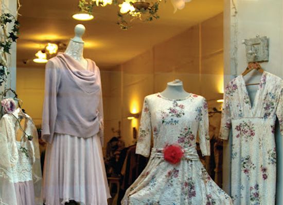 croatia/zagreb/shop/art-boutique-gallery-color