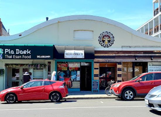 california/oakland/rockridge/shop/resurrect
