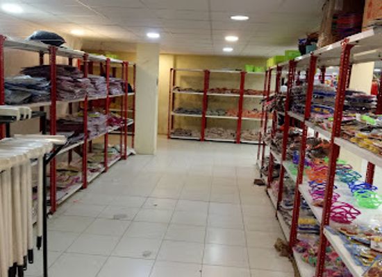 pakistan/pothohar-plateau/shop/one-dollar-store-factory-outlet