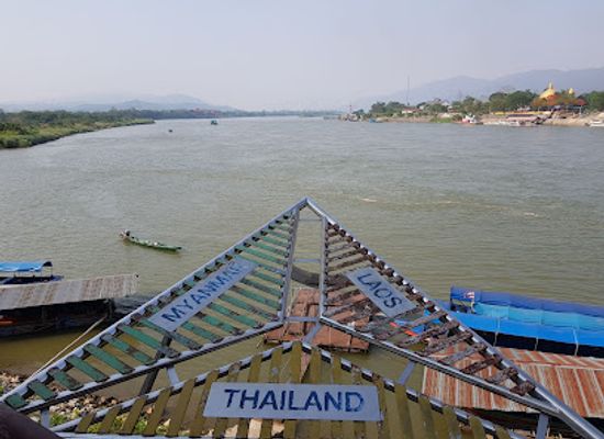 thailand/golden-triangle/shop/golden-triangle-buddha