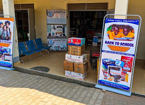 uganda/northern-region/shop/chicky-boy-boxes-of-goodies