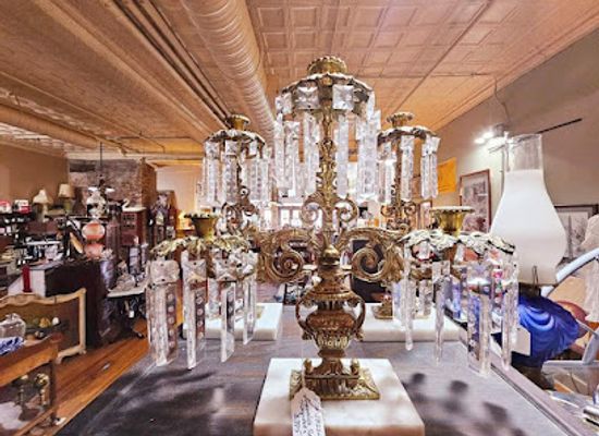 virginia/petersburg/shop/gold-monkey-antiques