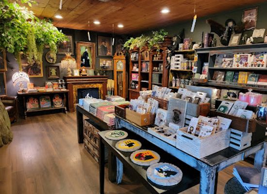 connecticut/mystic-seaport/shop/the-cloak-and-wand