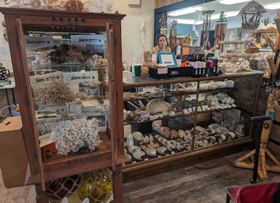 texas/port-aransas/shop/origins-loving-coastal-living