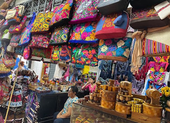 guatemala/pacific-lowlands/shop/mercado-central