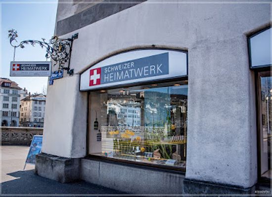 switzerland/zurich/altstadt/shop/schweizer-heimatwerk
