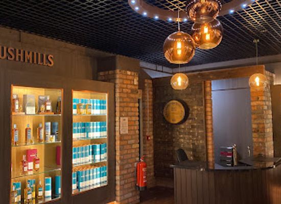 united-kingdom/giant's-causeway/shop/old-bushmills-distillery-gift-shop