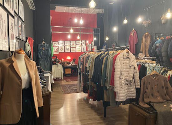 czechia/prague/stare-mesto/shop/the-vintage-prague
