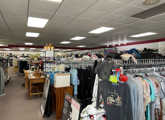 california/hayward/shop/cosmo-thrift-store