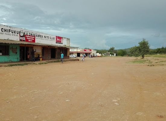 zimbabwe/mana-pools-national-park/shop/nyamakate-jemedza