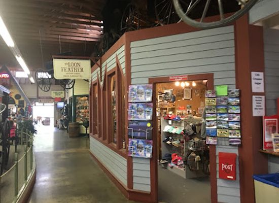 michigan/lower-peninsula/shop/surrey-hills-gift-shop