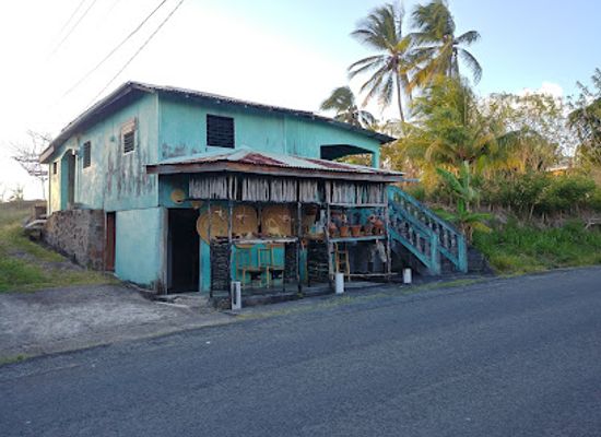 saint-lucia/malgretoute/shop/taytave-s-boutik