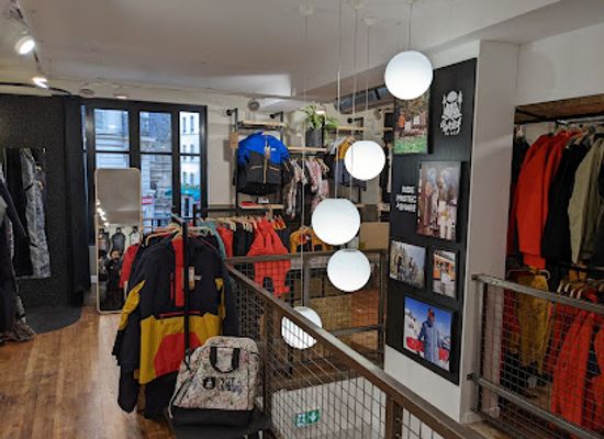 france/paris/latin-quarter/shop/picture-store-paris