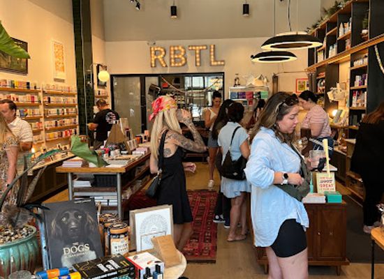 texas/plano/shop/read-between-the-lines