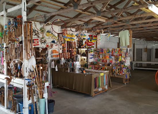 florida/lake-okeechobee/shop/trading-post-flea-market