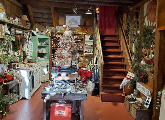 connecticut/windham-county/shop/the-christmas-barn