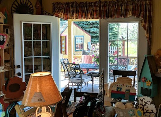 indiana/south-bend/river-park/shop/chickadee-s-gift-shop