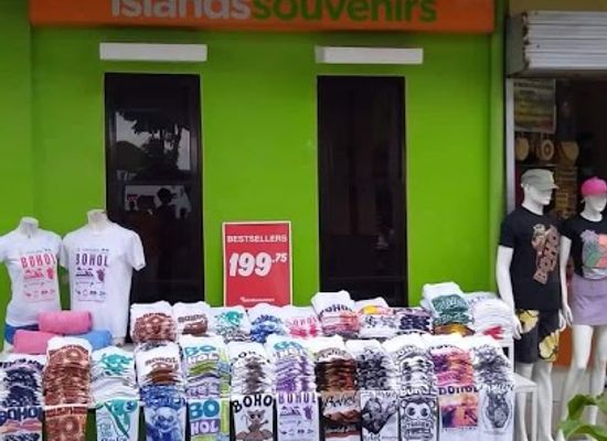 philippines/chocolate-hills/shop/islands-souvenirs
