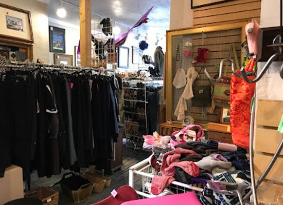 colorado/telluride/shop/sit-stay-shop