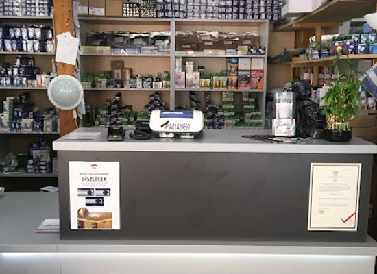 hungary/gyor/shop/feszek-csillar-lampa-outlet