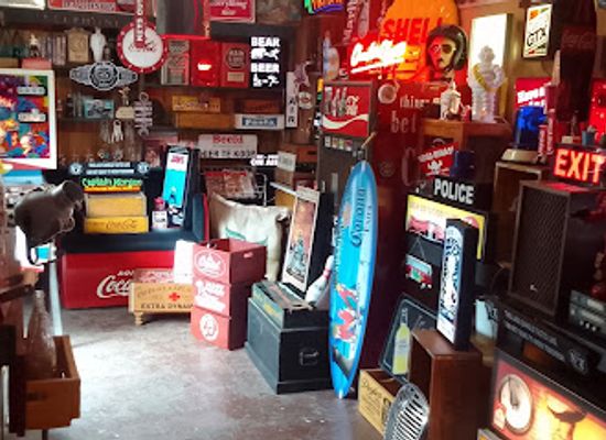 south-africa/gauteng/shop/alshebrugar-retro-trading-co