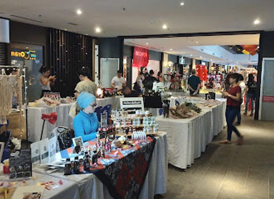 malaysia/kota-kinabalu/karamunsing/shop/riverson-the-walk
