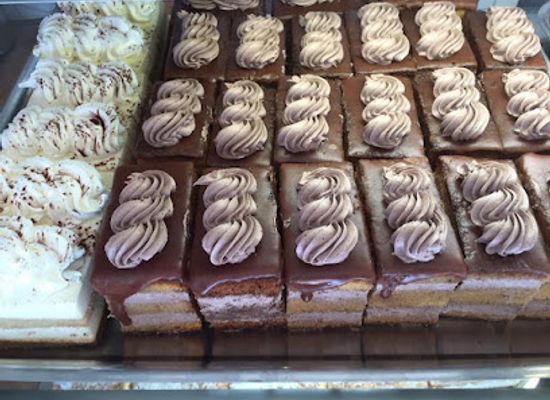bhutan/wangdue-phodrang/shop/dorji-s-bakery-confectionery