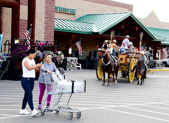 idaho/teton-valley/shop/broulim-s-fresh-foods