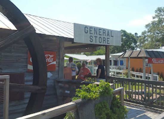 north-carolina/coastal-plain/shop/southport-village-shops
