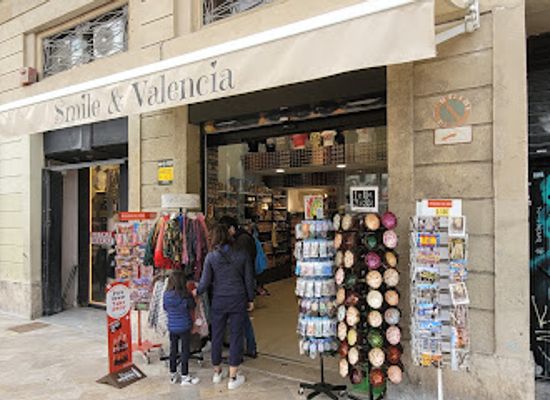 spain/valencia/shop/souvenirs-reina