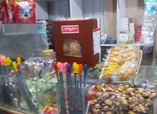 pakistan/abbottabad/shop/mamu-tuck-shop