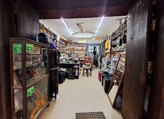 tanzania/southern-highlands/shop/surti-son-s