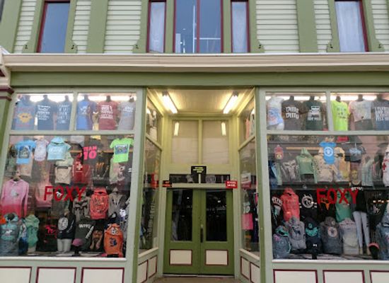 michigan/mackinac-island/shop/foxy