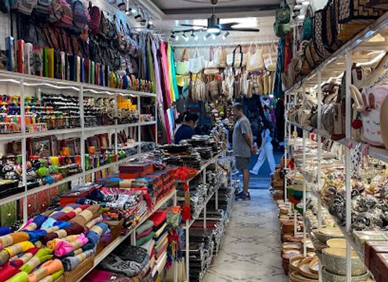 vietnam/hanoi/hoan-kiem-district/shop/a-little-of-ha-noi