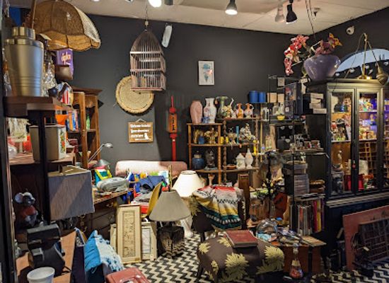 oklahoma/oklahoma-city/shop/antique-store-room-3-vintage-a-vintage-mall