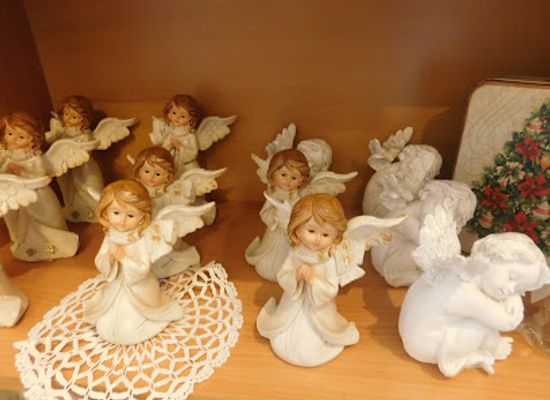 hungary/sopron/shop/ave-kegytargybolt