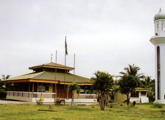 brunei/labu-forest-reserve/shop/kampong-labu-estate-mosque