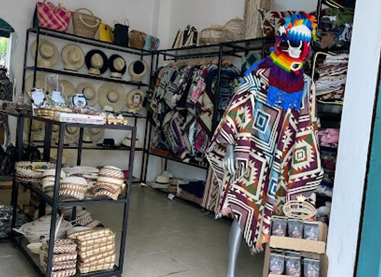 ecuador/coastal-lowlands/shop/ecuador-stores