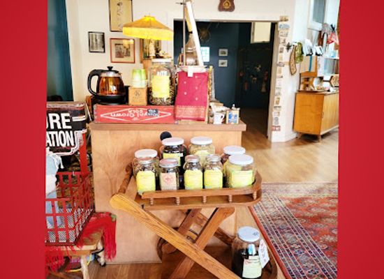 vermont/brattleboro/shop/3-ring-traveling-apothecary