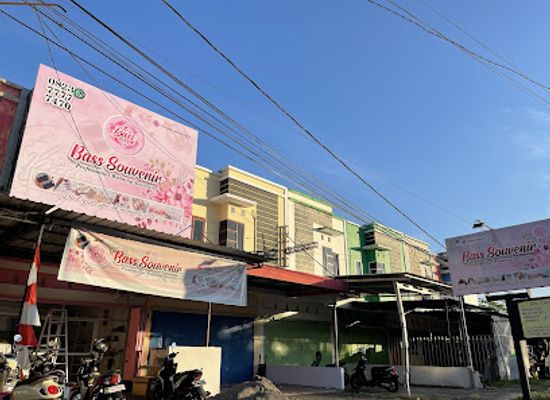 indonesia/south-sulawesi/shop/bass-souvenir