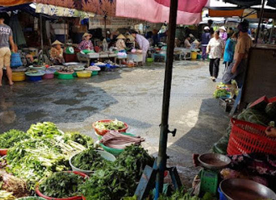 vietnam/mekong-delta/shop/sa-dec-market