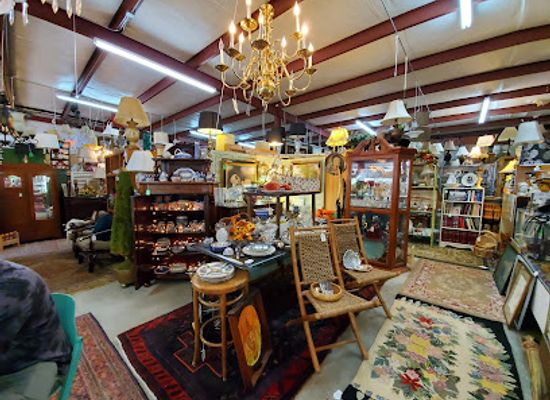 alabama/wiregrass-region/shop/estate-sale-store-home-of-wiregrass-estate-sales-patina