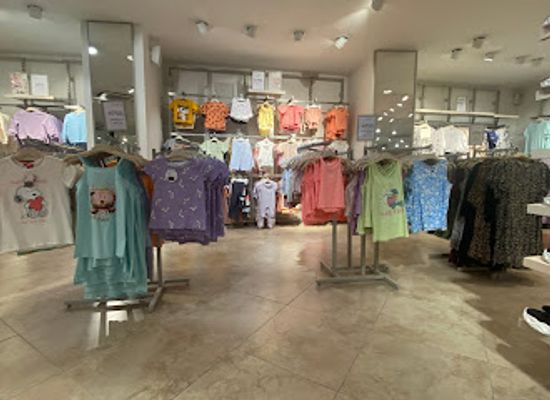 iraq/kirkuk/shop/defacto