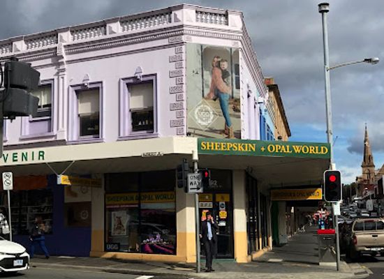 australia/tasmania/shop/sheepskin-and-opal-world