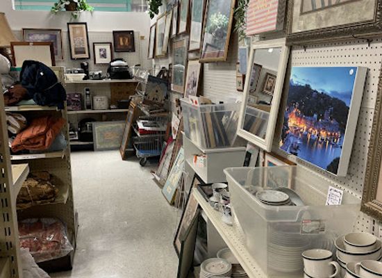 nevada/churchill-county/shop/stuf-n-such-thrift-store