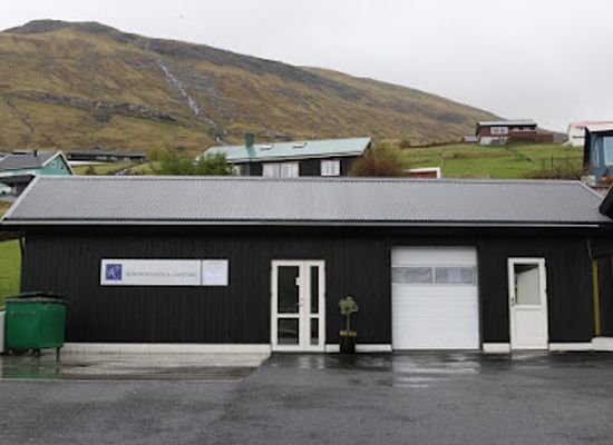faroe-islands/saksun/shop/rusdrekkasola-landsins-vestmanna
