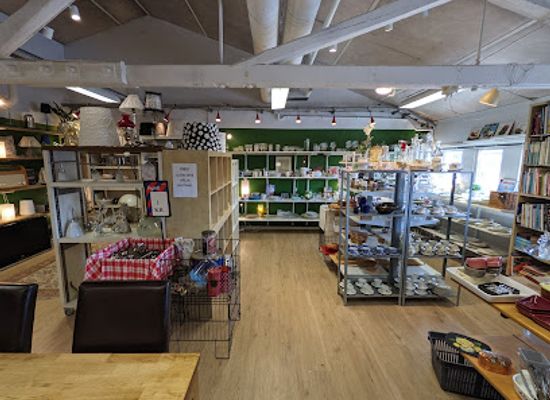 sweden/jonkoping/shop/myrorna-second-hand-jonkoping