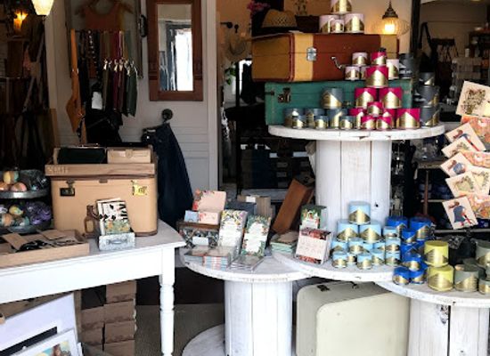 south-dakota/spearfish-canyon/shop/freckled-fox
