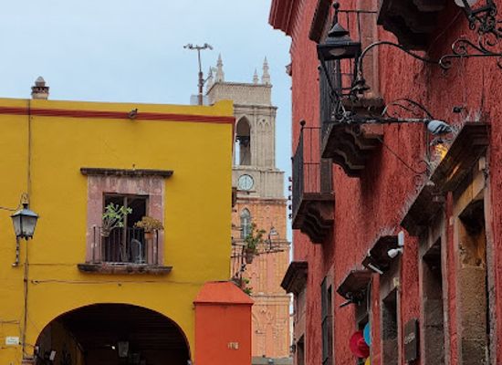 mexico/san-miguel-de-allende/shop/velia-sierra-design-boutique